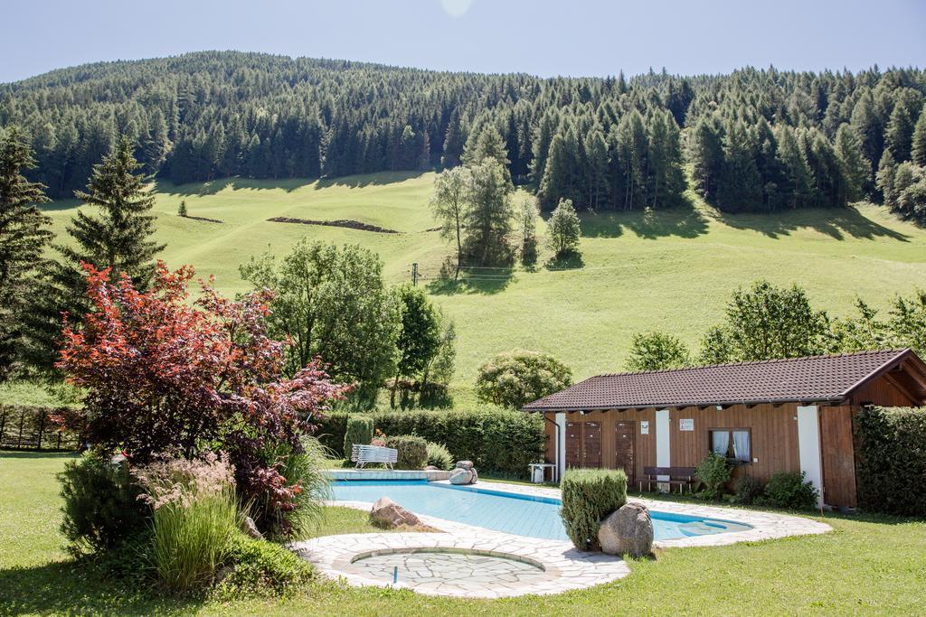 Alpine Life Hotel Anabel Cadipietra Exterior photo